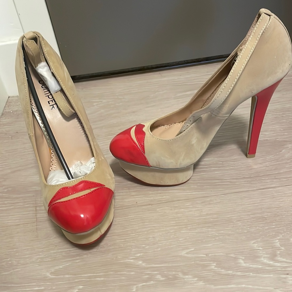 Lip Pumps